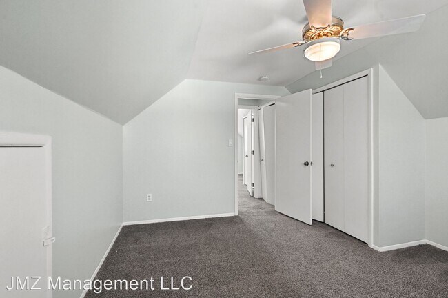 Building Photo - 3 br, 1 bath House - 1391 Rossdale