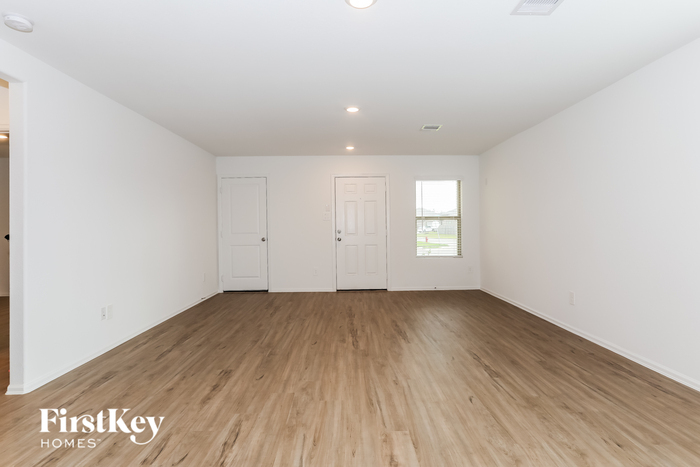 Building Photo - 375 Jewett Meadow Dr