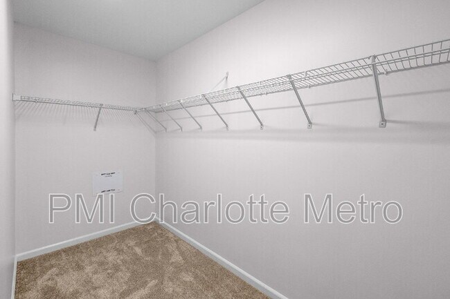 Building Photo - 9707 Mallard Glen Dr