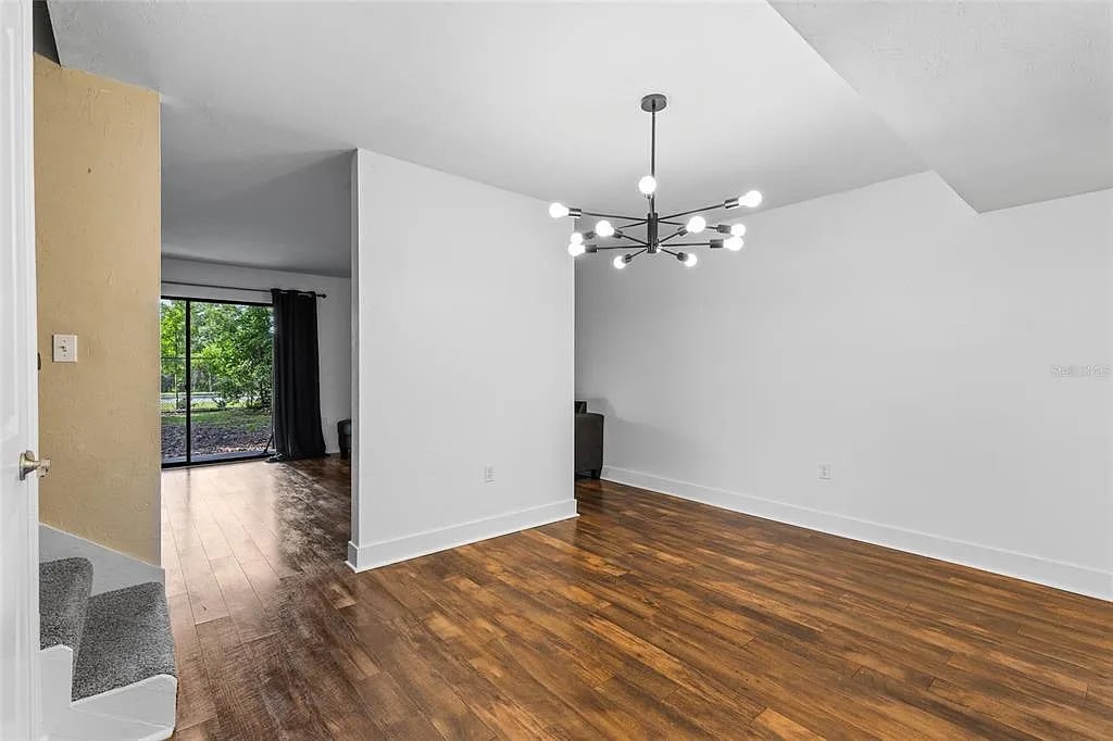 Dining Room - 507 NW 39th Rd