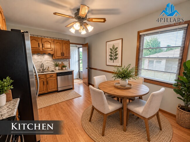 Building Photo - 6715 Montana Ave