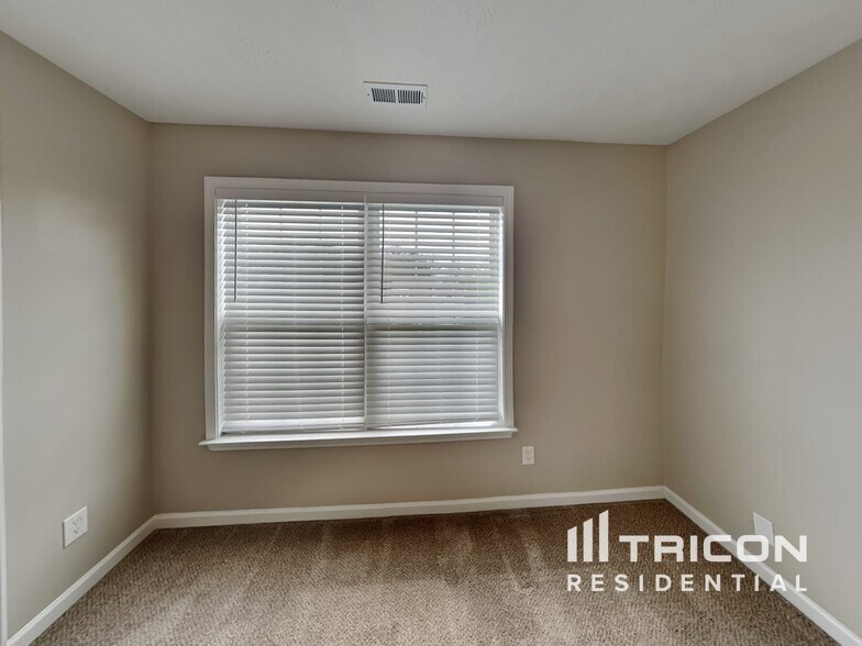 Building Photo - 4029 Margo Cir