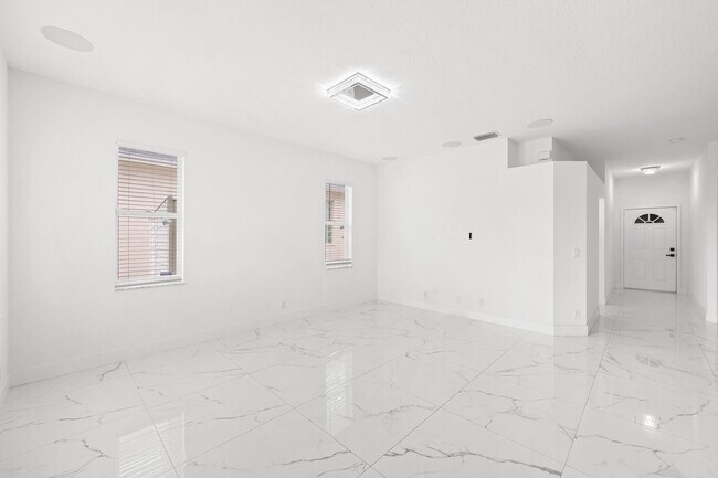 Building Photo - 1209 Olympic Cir