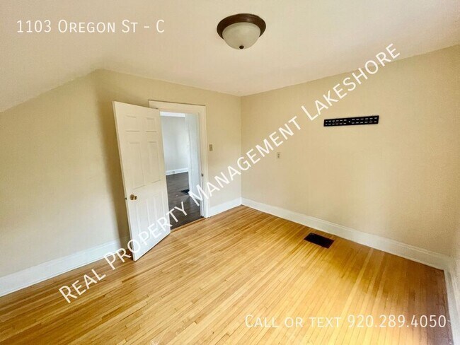 Building Photo - 1103 Oregon St