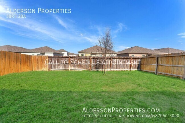 Building Photo - 4410 Lake Ritter St