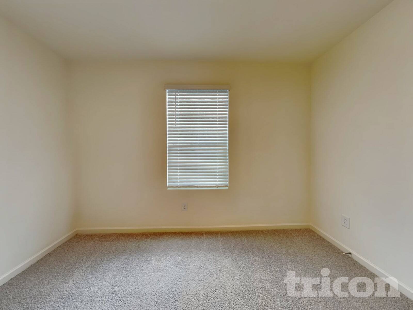 Building Photo - 192 Hynes St