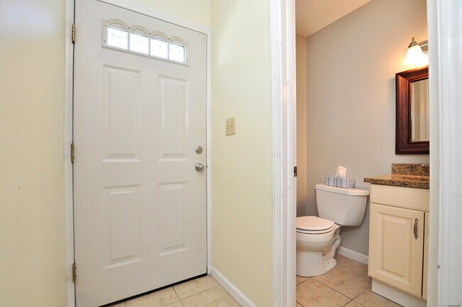 Building Photo - 305 Timber Ln