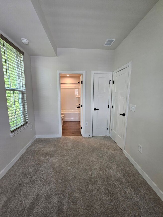 Building Photo - 3 bedroom 3.5 Bath - Long Term Rental in Myrtle Beach, SC