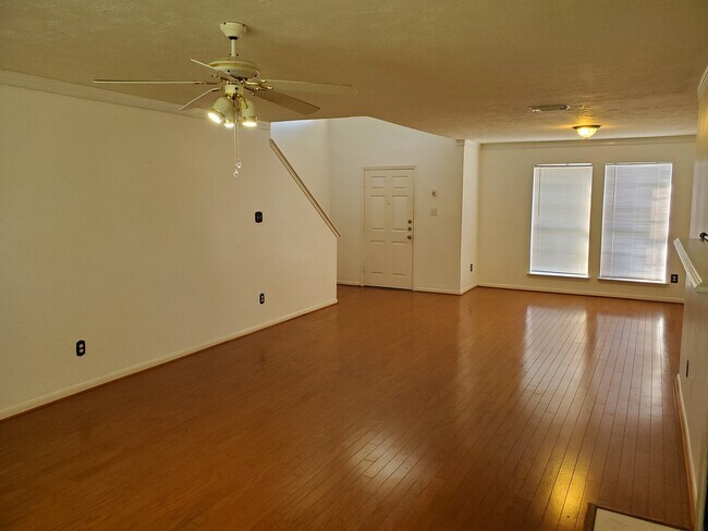 Living room - 10838 Cliffton Forge Dr