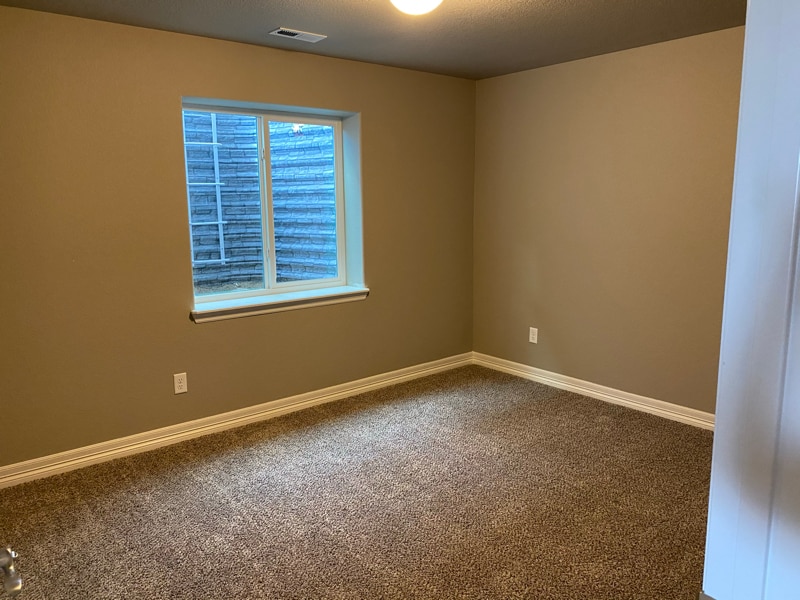 Building Photo - 5383 Homeward Dr