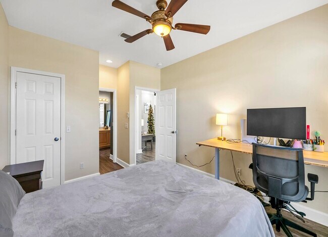 Building Photo - 108 Trista Terrace Ct