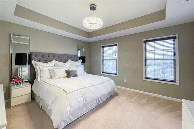 Building Photo - 12729 Vanderhorst St