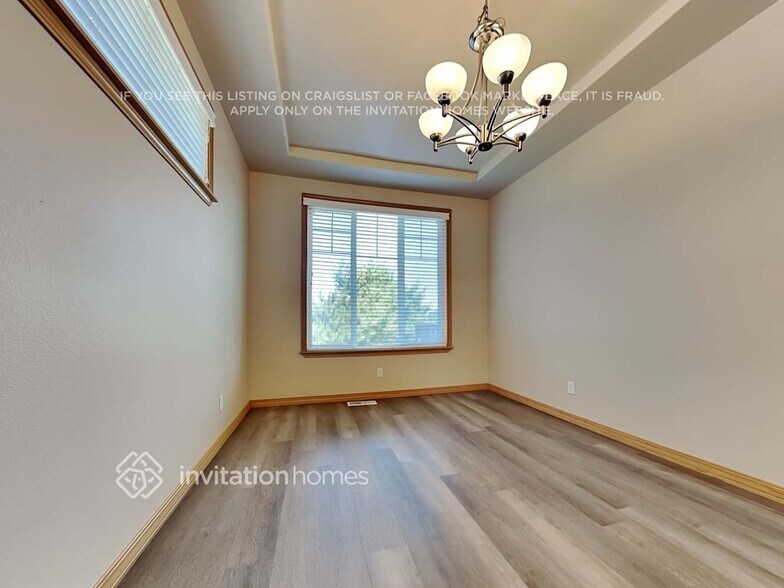 Building Photo - 6701 47th Pl NE