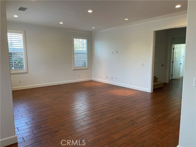 Building Photo - 123 Stallion