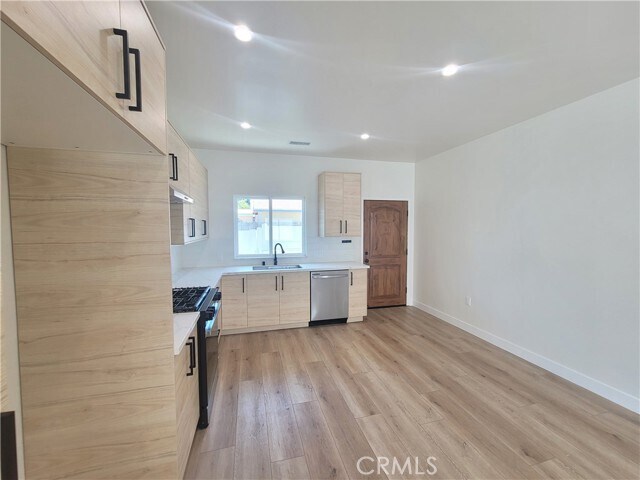 Building Photo - 16840 Los Alimos St