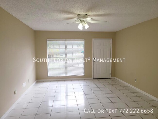 Building Photo - 4311 SE Geneva Dr