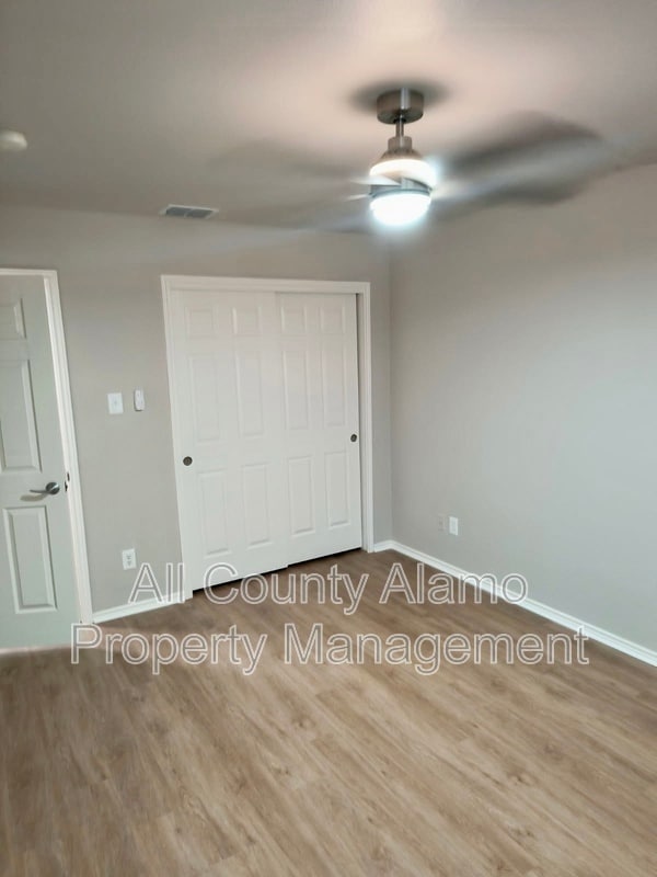 Building Photo - 10316 Artesia Wells