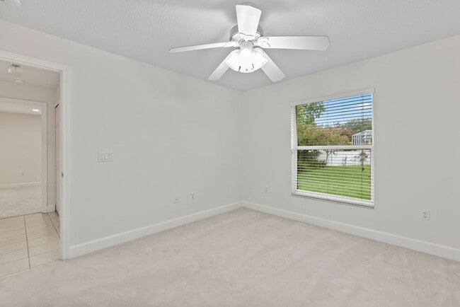 Building Photo - Beautiful Breakaway Trails Pool Home