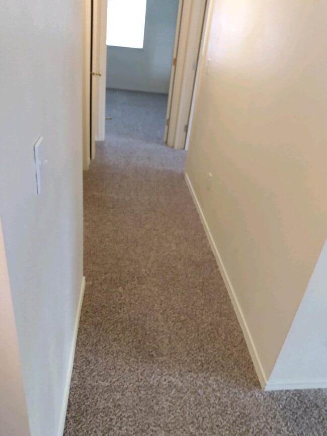 Building Photo - Spacious 2 bedroom in great community