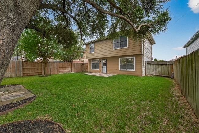 Building Photo - 6815 Lower Arrow Dr