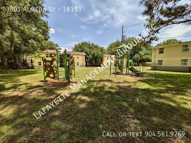 Building Photo - 3801 Almeda St