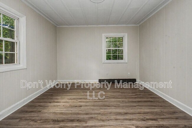 Building Photo - 1216 Lolly Ln