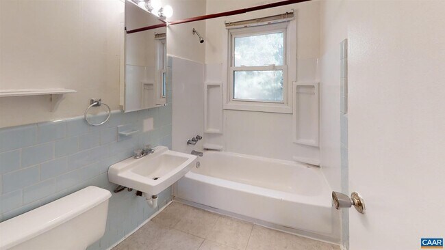 Building Photo - 1107 River Ct