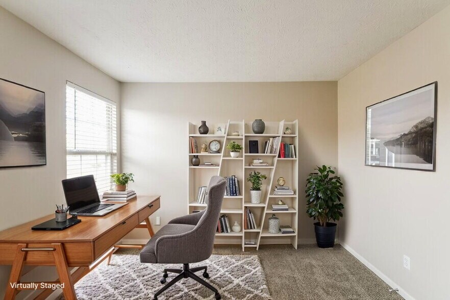 Building Photo - 5223 Pin Oak Dr