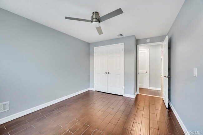 Building Photo - 102-20 Rockaway Beach Blvd