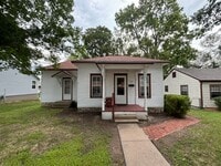 Building Photo - Italian Estates Property Management