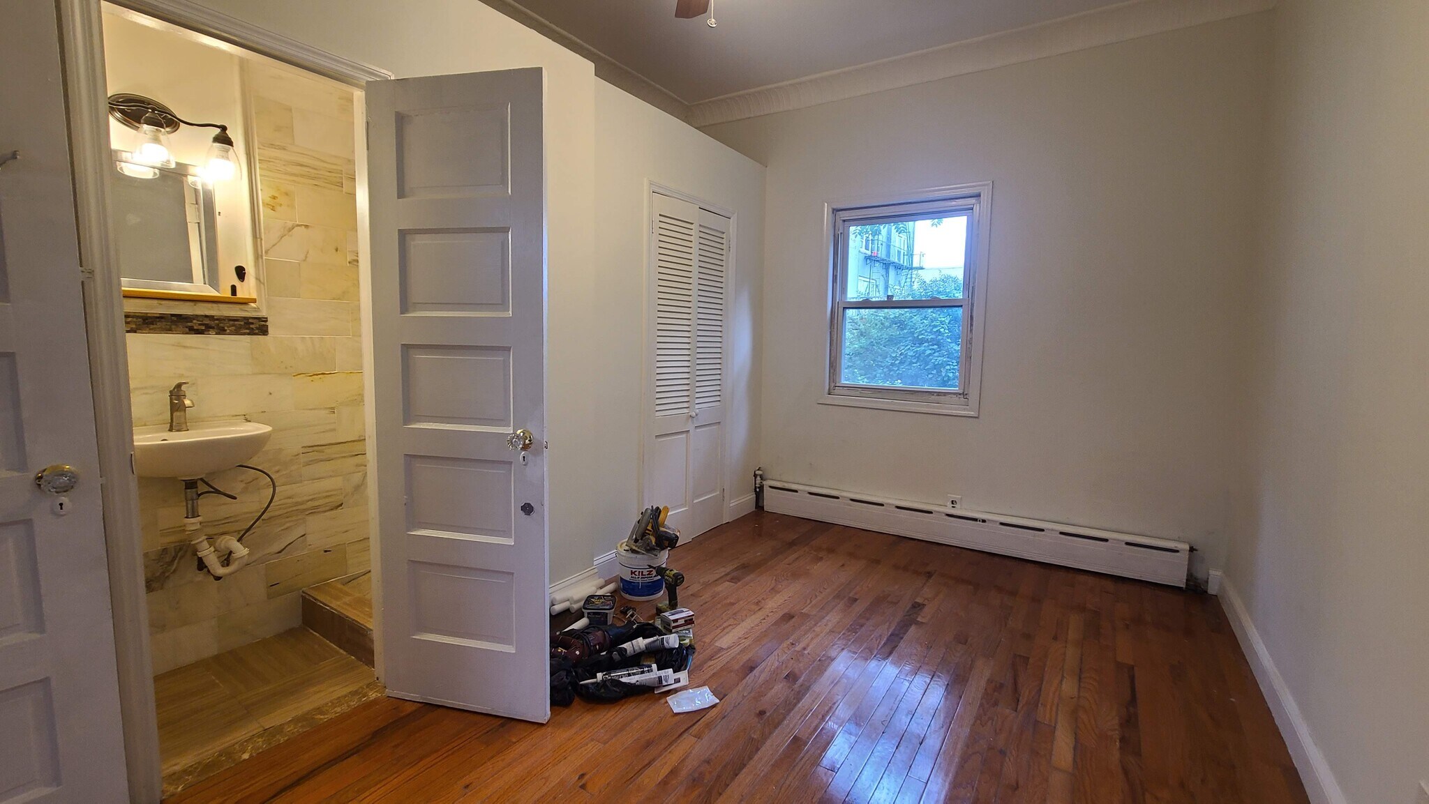 Building Photo - 476 GREGORY Ave