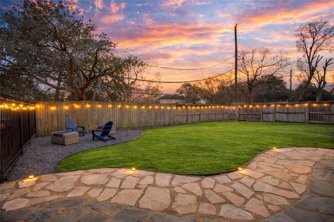 Building Photo - 3201 Westridge St