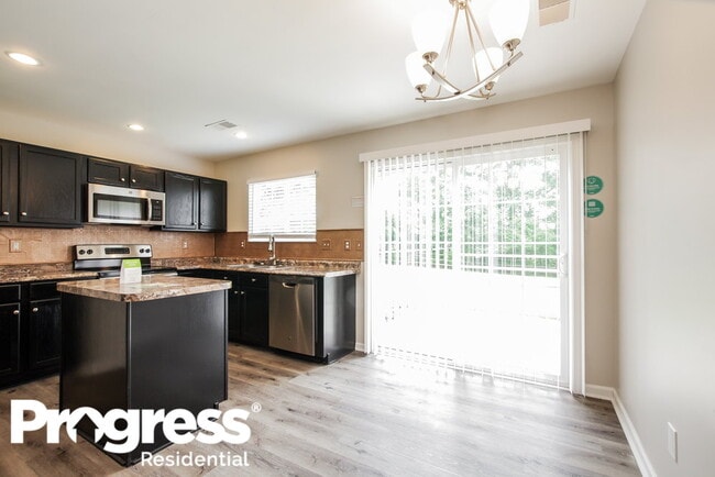 Building Photo - 4048 Catawba Creek Dr