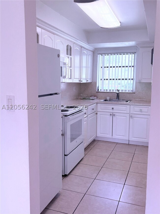 Building Photo - 7348 SW 82nd St