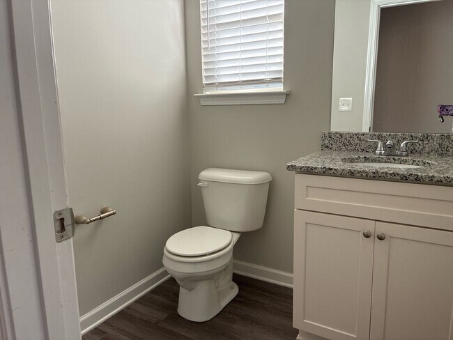 Building Photo - Lovely 3 bedroom 2 bath in Brookdale at Locust Grove Station-Ask about move in specials!