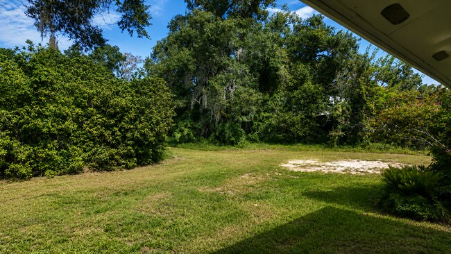 Building Photo - Huge 4BR/1BA Dade City Home with a Massive Backyard!