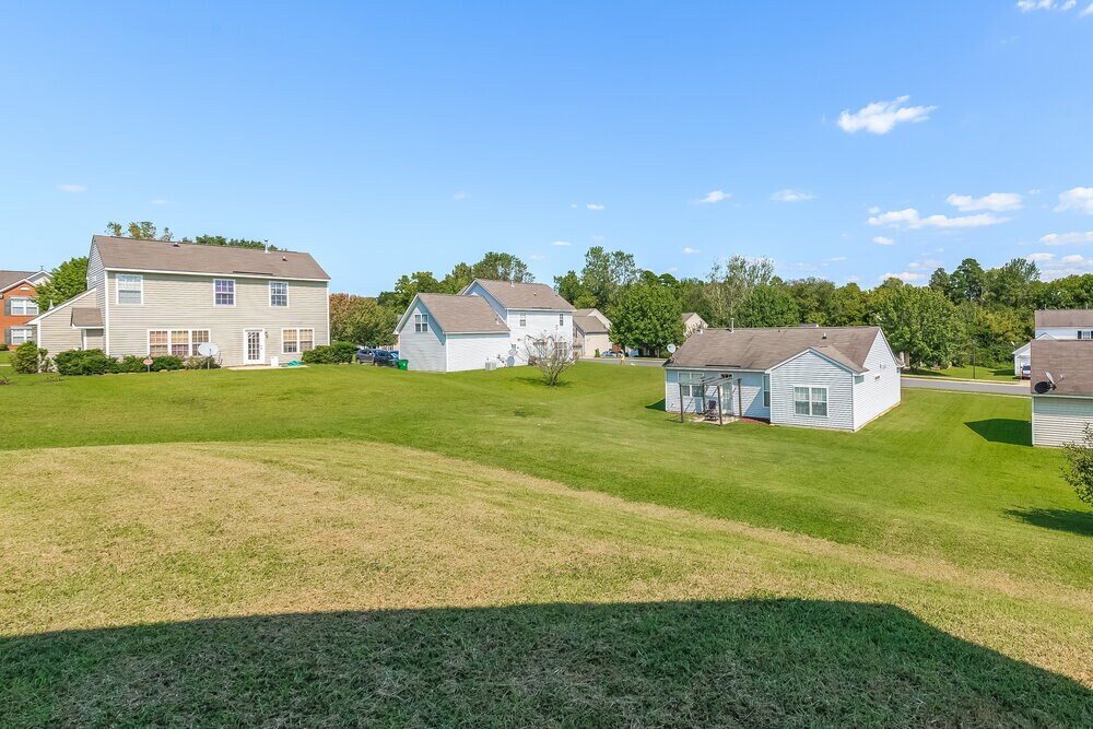Building Photo - 2703 Cloven Pl