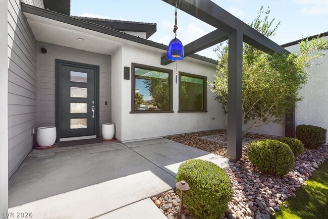 Building Photo - 4315 N Dapple Gray Rd