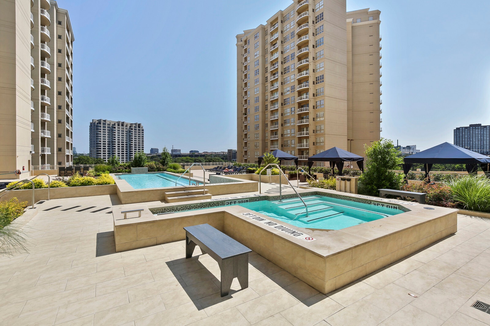 Building Photo - 3225 Turtle Creek Blvd