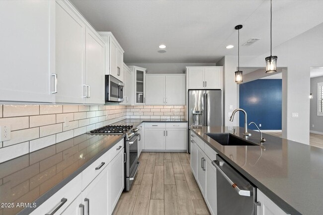 Building Photo - 25509 N 140th Dr