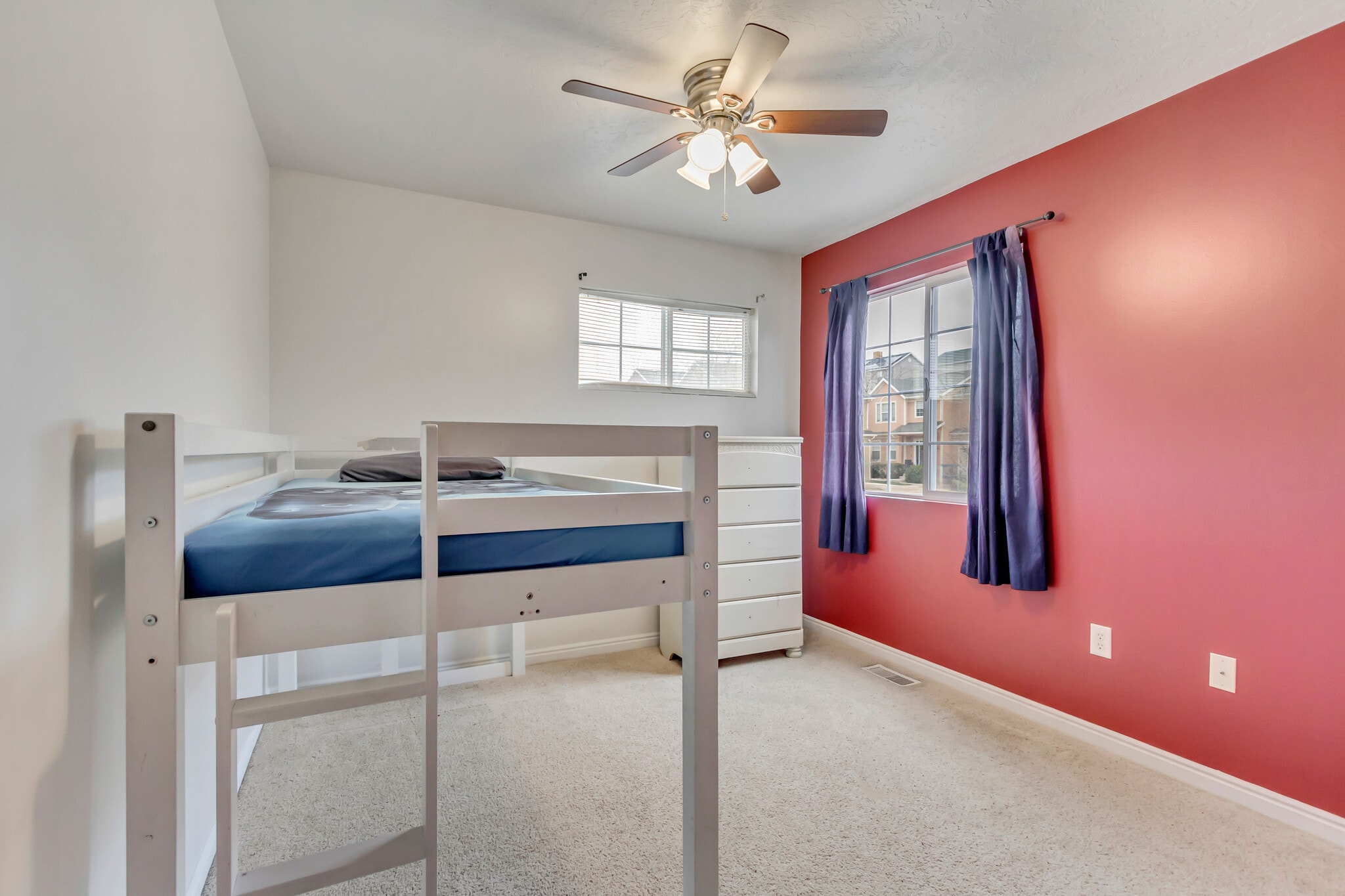 Building Photo - 7611 S Yellowwood Ln