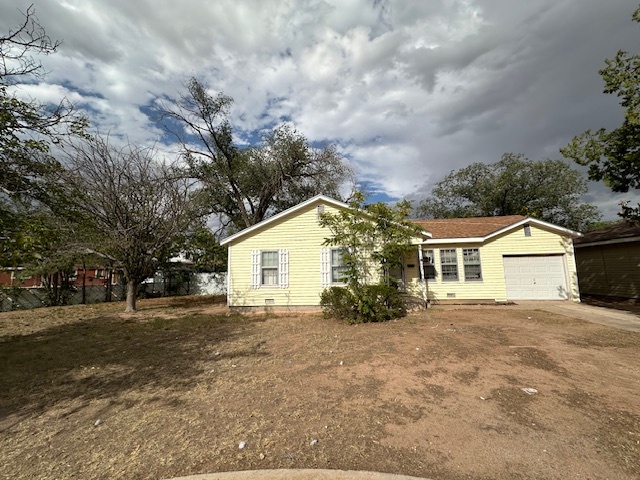 Building Photo - 1224 N Green Acres Dr