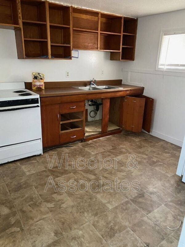 Building Photo - 493 N Harrisville Rd