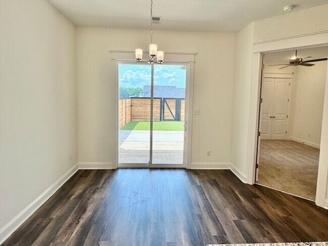 Building Photo - OPEN HOUSE! Wednesday August 6, 2025. Now ...