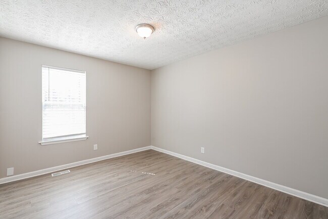 Building Photo - 3923 N Fork Ct NW