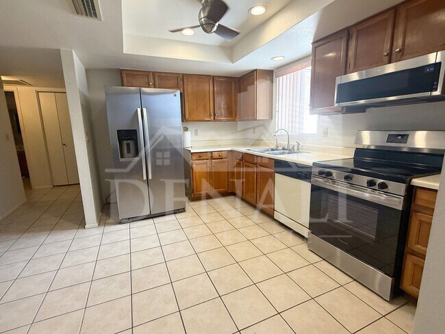 Building Photo - 1612 Leisure World