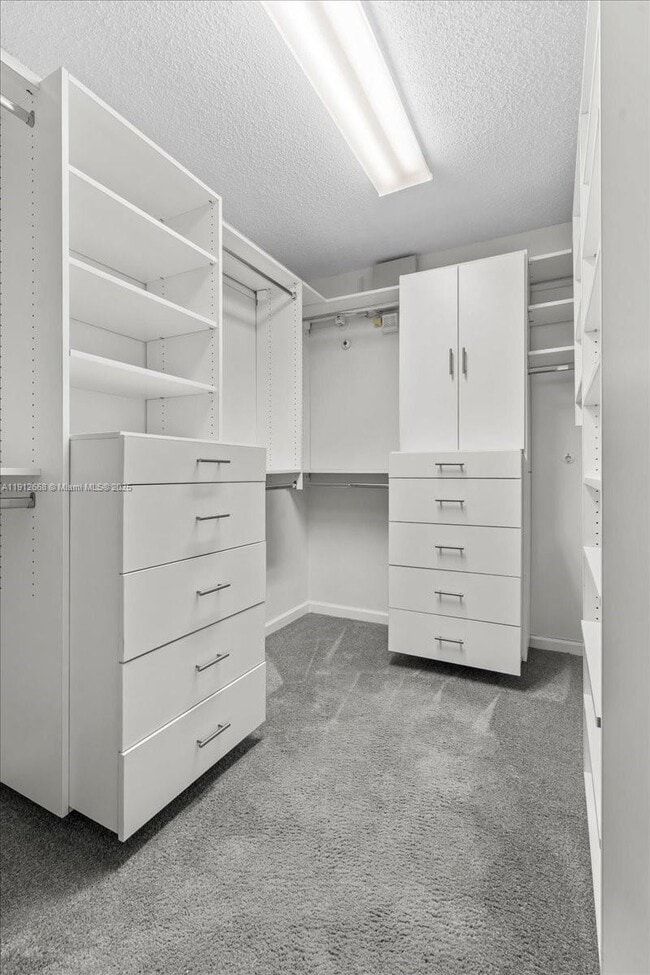 Building Photo - 2675 SE 4th Pl