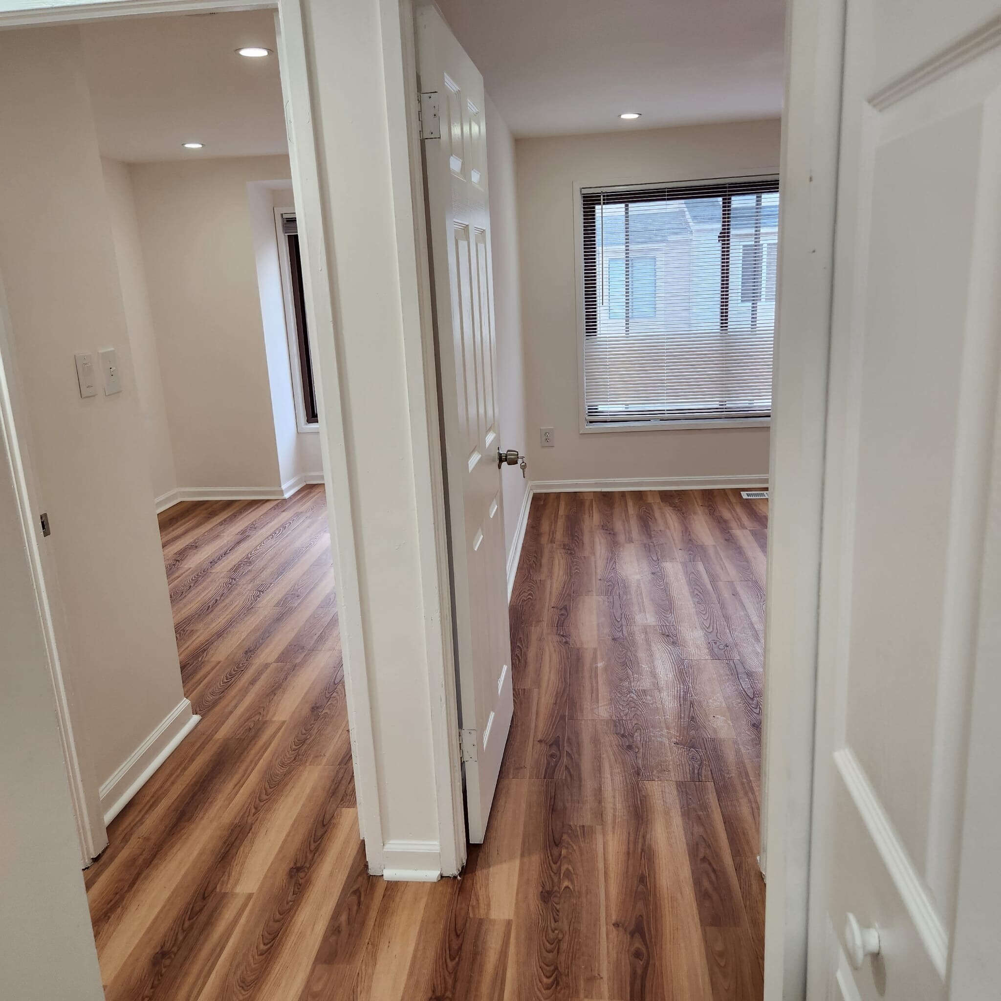 Building Photo - 30 Welbeck Ct