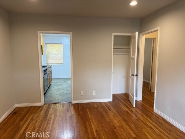 Building Photo - 5901 woodman Ave