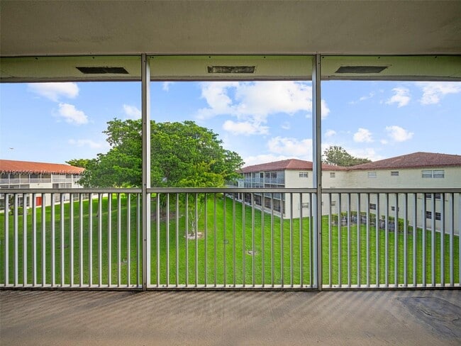 Building Photo - 151 SW 135th Terrace